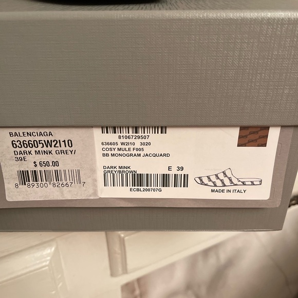 COSY MULE Balenciaga
BB MONOGRAM JACQUARD - Picture 2 of 3